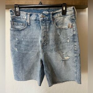 Old Navy| Sky High Short in Extra High Rise, Size 8•••Bermuda Style, NWT